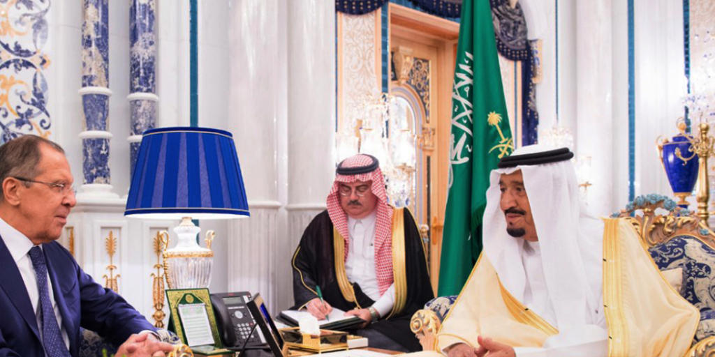 Im Al-Salam-Palast in Dschidda empfängt der saudische König Salman regelmässig Staatsgäste. Im Bild mit dem russischen Aussenminister Sergei Lawrow. (Archivbild)