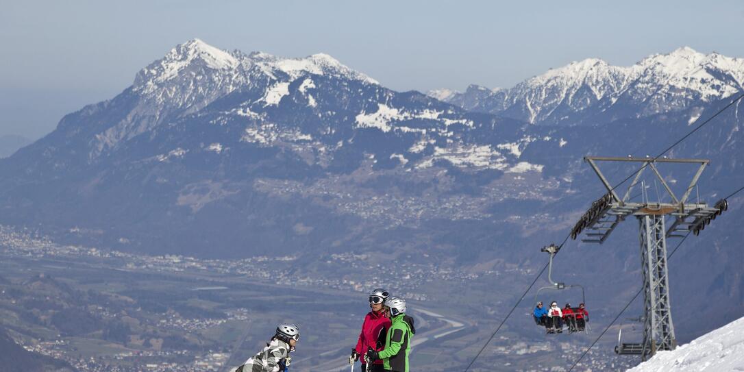 SKIFAHRER, SESSELLIFT, RHEINTAL, PIZOL, WANGS PIZOL, SKIGEBIET PIZOL, SKIFAHRER, SESSELLIFT, RHEINTAL, PIZOL, WANGS PIZOL, SKIGEBIET PIZOL,