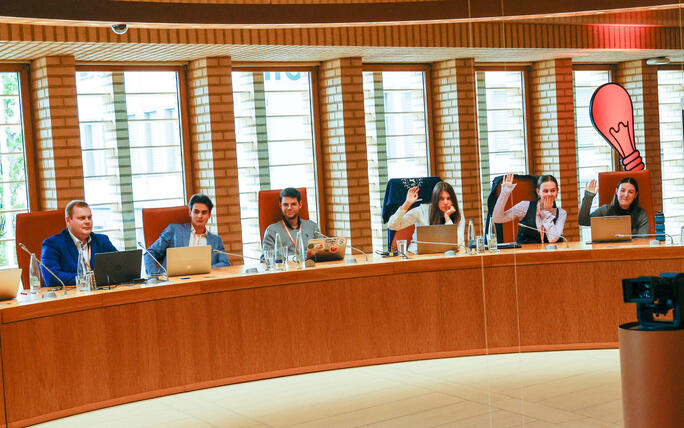 10. Jugendsession im Liechtensteiner Landtag.