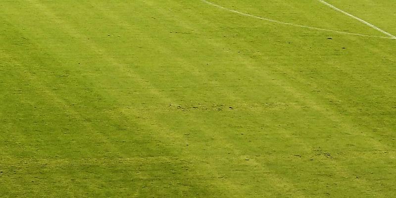 Der Ursprung des Punktabzugs: das Hakenkreuz im Rasen des Poljud-Stadions von Split Der Ursprung des Punktabzugs: das Hakenkreuz im Rasen des Poljud-Stadions von Split