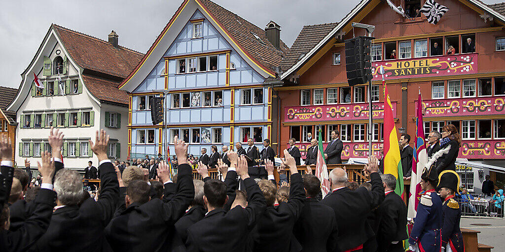 Ob die Landsgemeinde in Appenzell 2020 stattfinden kann, ist noch ungewiss. Der Bundesrat hat bis Ende August Veranstaltungen mit mehr als 1000 Personen verboten. (Archivbild)