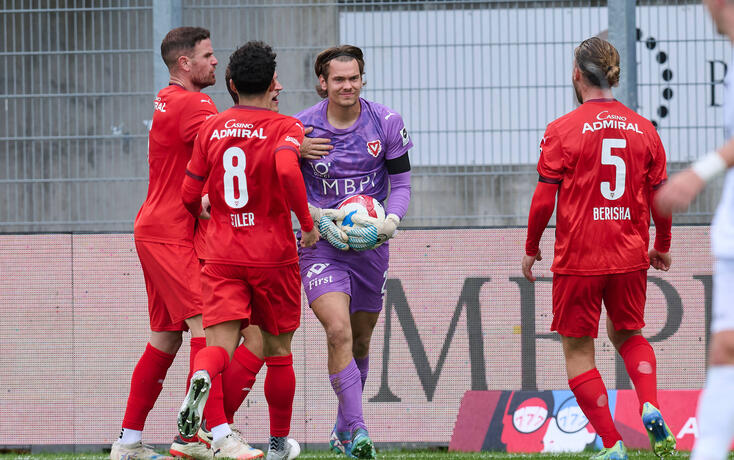 Torwart Leon Schaffran zeigt sich in Topform und ist der Rückhalt des FC Vaduz.
