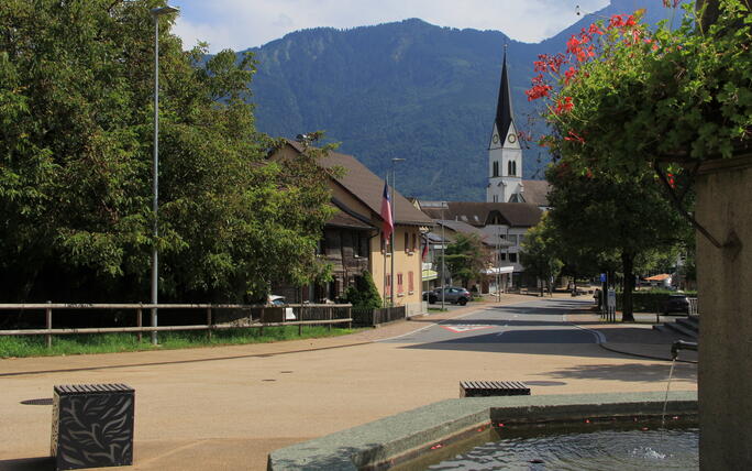 Blick vom Sigmund`s Brunna zum Eschner Dorfzentrum.