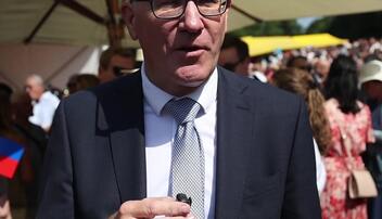 Die Regierungsräte sprechen über die heutigen Reden