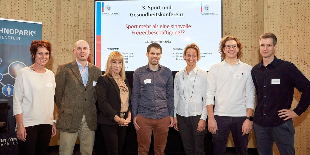 Regierung: Sport- und Gesundheitskonferenz 221116 Regierung: Sport- und Gesundheitskonferenz 221116