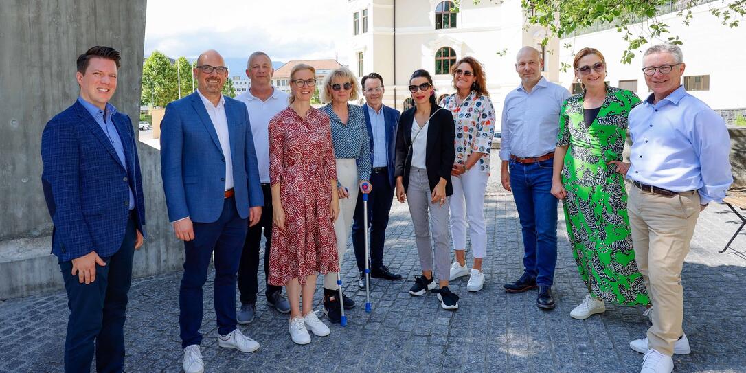 Liechtenstein Vaduz Regierung Regierungsexkursion Denkmal Ferdinand Nigg