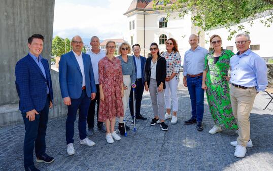 Liechtenstein Vaduz Regierung Regierungsexkursion Denkmal Ferdinand Nigg