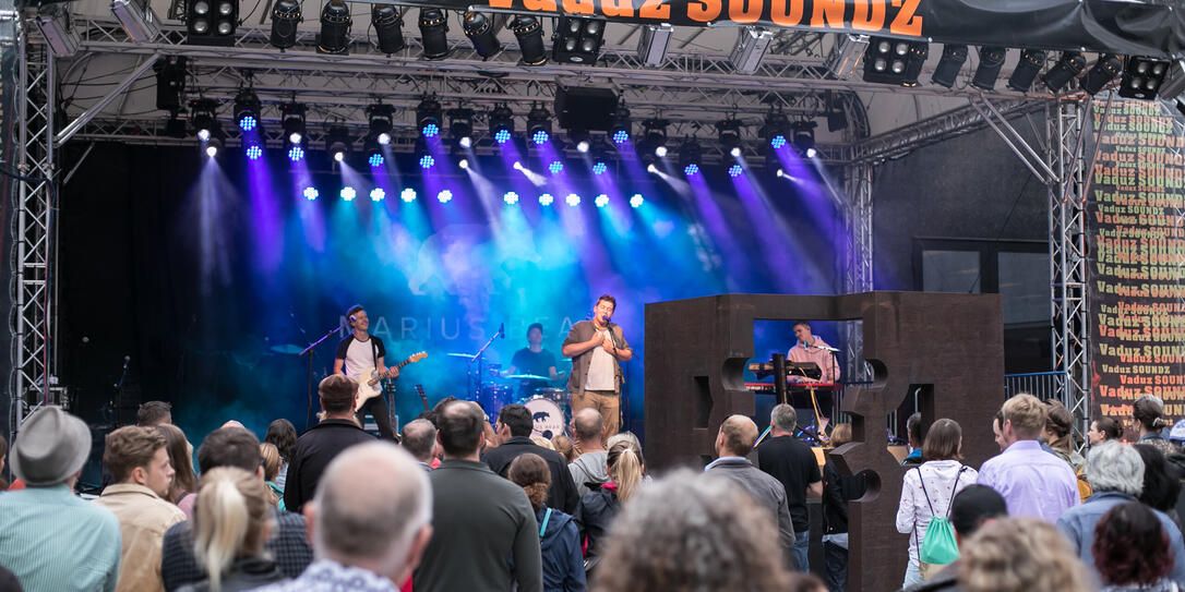 2. Tag Vaduz Soundz mit Pedestrians und The Gardener and the tre 2. Tag Vaduz Soundz mit Pedestrians und The Gardener and the tre