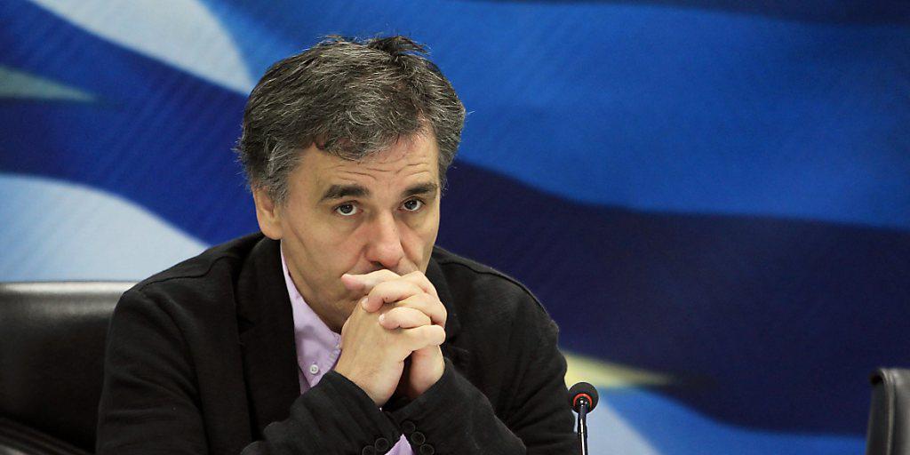 Der griechische Finanzminister Euklid Tsakalotos sprach in London mit Vertretern von Hedge-Fonds über die Rückkehr Griechenlands an den Anleihe-Markt.