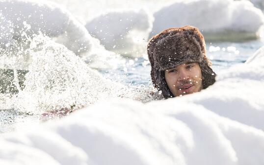 Neujahrsschwimmen, Gamprin