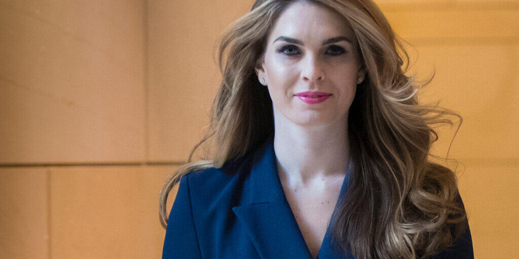 ARCHIV - Hope Hicks, damals Kommunikationschefin des Weißen Hauses, kommt zu einem Meeting. Foto: J. Scott Applewhite/AP/dpa ARCHIV - Hope Hicks, damals Kommunikationschefin des Weißen Hauses, kommt zu einem Meeting. Foto: J. Scott Applewhite/AP/dpa