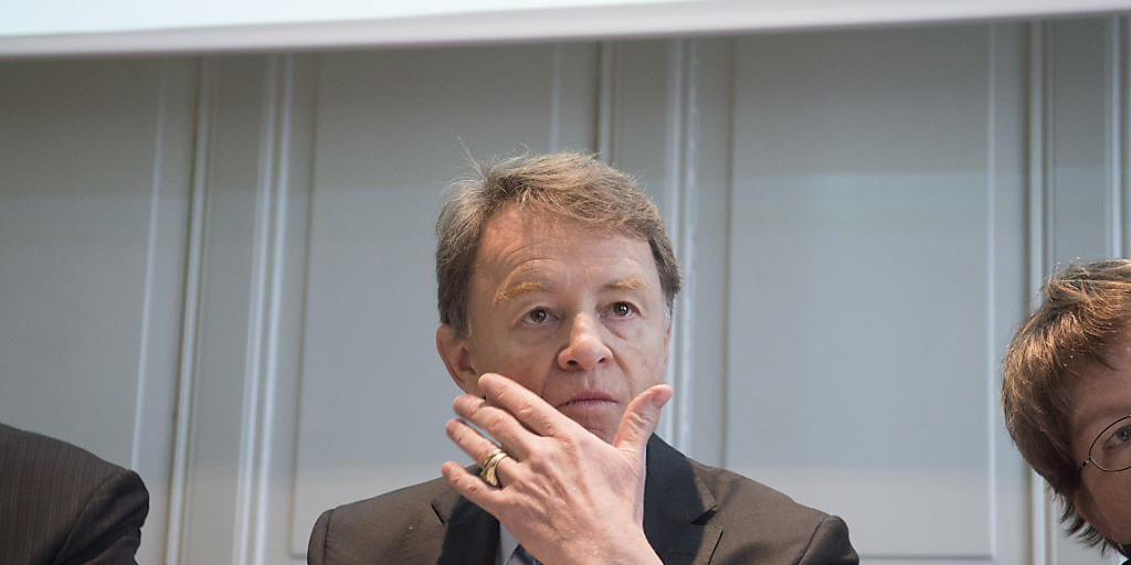 DEZA-Chef Manuel Sager bei einem Medienauftritt im Januar: Das Budget für die internationale Zusammenarbeit ist im Parlament unter Druck geraten. (Archivbild) DEZA-Chef Manuel Sager bei einem Medienauftritt im Januar: Das Budget für die internationale Zusammenarbeit ist im Parlament unter Druck geraten. (Archivbild)