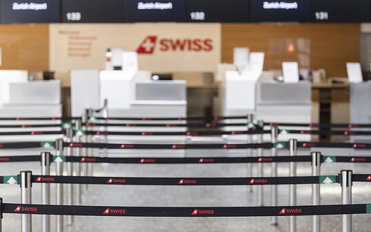 Bald soll es hier wieder voller werden. Der Flughafen Zürich hat eine Reihe von Schutzmassnahmen vorbereitet. (Archivbild)
