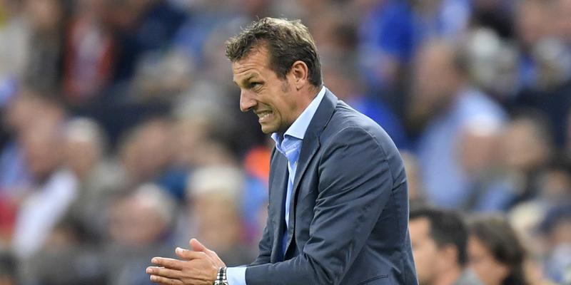 Der neue Trainer Markus Weinzierl steht mit Schalke 04 in der Bundesliga unter Druck Der neue Trainer Markus Weinzierl steht mit Schalke 04 in der Bundesliga unter Druck