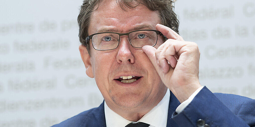 Der abtretende SVP-Präsident Albert Rösti zur Corona-Krise: "Nur wenn wir Arbeiten, bleiben wir gesund." (Archivbild)