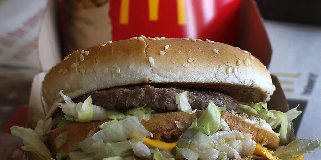 Streit um legendären Doppelburger: Nach Ansicht von McDonald's wurde der Big Mac von der australischen Fast-Food-Kette "Hungry Jack's" nachgeahmt. (Archivbild)