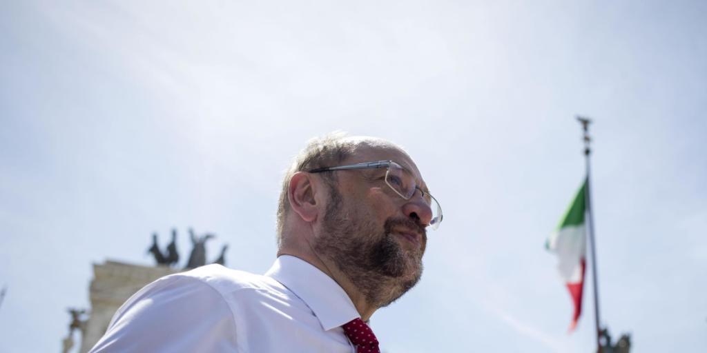Martin Schulz diskutierte mit dem italienischen Ministerpräsidenten Paolo Gentiloni in Rom über die Flüchtlingspolitik. Martin Schulz diskutierte mit dem italienischen Ministerpräsidenten Paolo Gentiloni in Rom über die Flüchtlingspolitik.