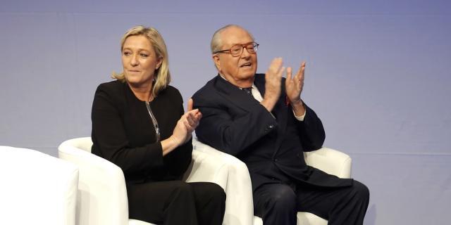Zerstritten: Marine und Jean-Marie Le Pen