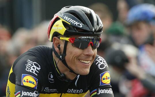 Philippe Gilbert hat gut lachen: Er gewinnt vor seinem Heimpublikum die Flandern-Rundfahrt