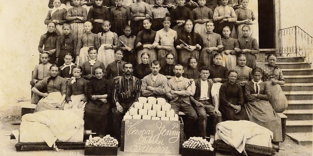Gruppenbild 1893, Belegschaft, Caspar Jenny, Weberei, Triesen Gruppenbild 1893, Belegschaft, Caspar Jenny, Weberei, Triesen
