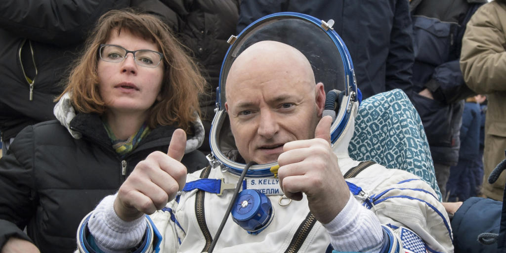 Astronaut Scott Kelly nach seiner Rückkehr auf die Erde vor zehn Tagen. Kein US-Bürger hielt sich länger im All auf als er: 520 Tage. (Archivbild)