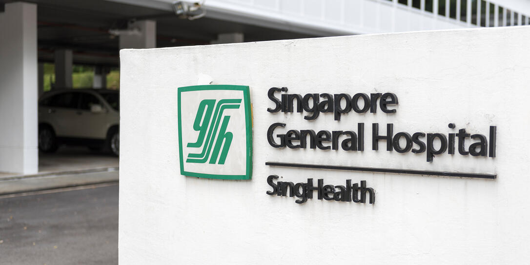 Mehr Eigenverantwortung durch individuelle Gesundheitskonten. Diesen Weg geht Singapur bei der Krankenversicherung. Mehr Eigenverantwortung durch individuelle Gesundheitskonten. Diesen Weg geht Singapur bei der Krankenversicherung.