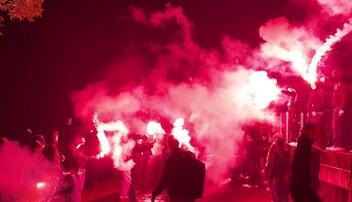 Die Fans empfangen die Mannschaft um 1 Uhr nachts