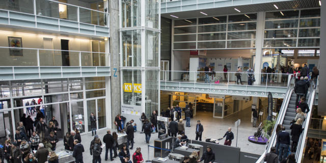 Besucher an der grössten Ferienmesse der Schweiz Besucher an der grössten Ferienmesse der Schweiz