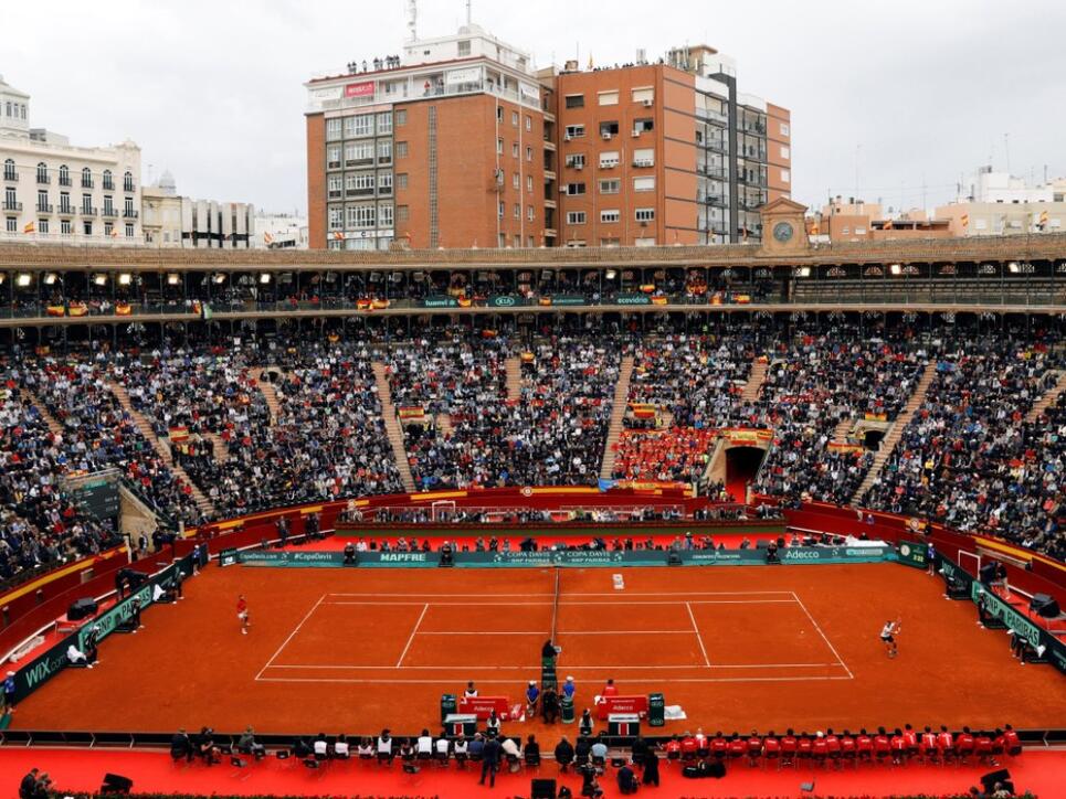 Spanien und Deutschland duellieren sich in der Stierkampfarena von Valencia