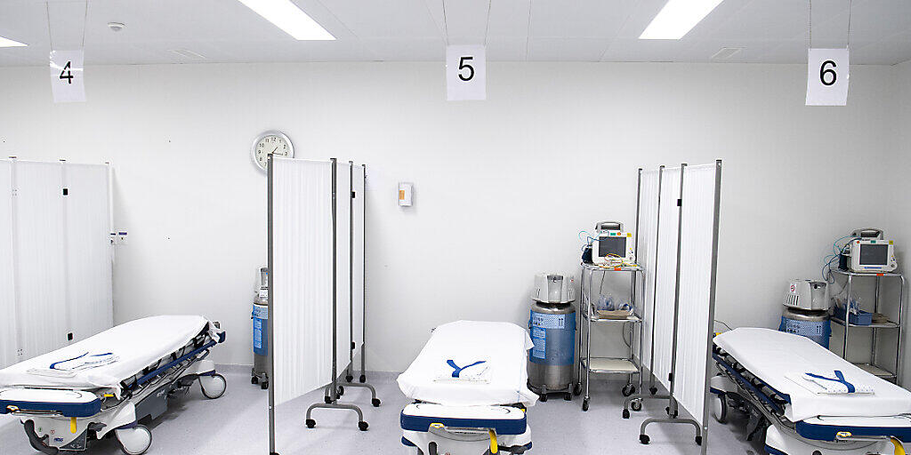 Das Medianalter der Hospitalisierten liegt in der Schweiz bei 70 Jahren. Blick ins Universitätsspital in Lausanne.