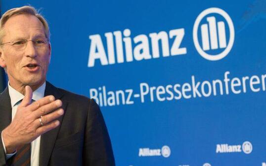 Kündigt für 2015 Gewinn auf Vorjahreshöhe an: Allianz-Chef Diekmann