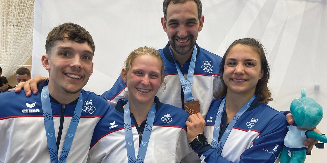 Die Judo-Medaillengewinner (v. l.): Manuel Tischhauser, Mareen Hollenstein, David Büchel und Lea Wyss.