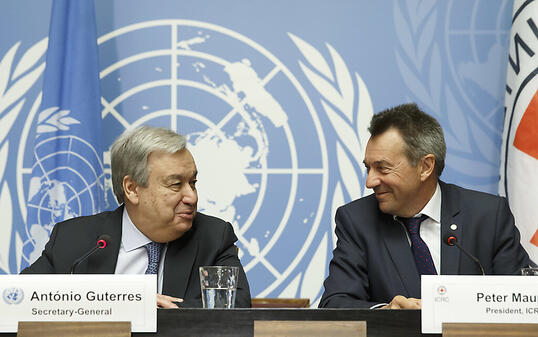 Uno-Generalsekretär Antonio Guterres und IKRK-Präsident Peter Maurer verlangen ein Ende von Luftangriffen auf Städte. Angriffe auf Zivilisten seien durch das humanitäre Völkerrecht "strengstens untersagt". (Archivbild)