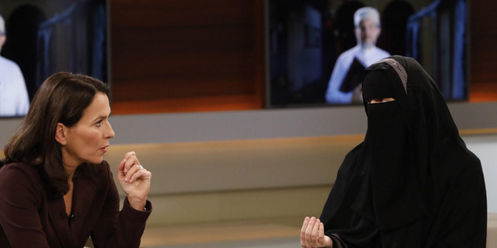 Talkmasterin Anne Will hätte der verschleierten Nora Illi im Fernsehen kein Forum geben müssen: Dieser Ansicht ist der NDR-Rundfunkrat. (Archivbild)