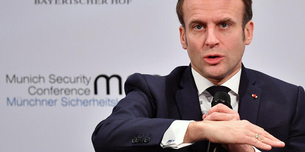 Frankreichs Präsident Emmanuel Macron spricht am Samstag an der Münchner Sicherheitskonferenz. Unter anderem beklagte er eine "Schwächung des Westens".