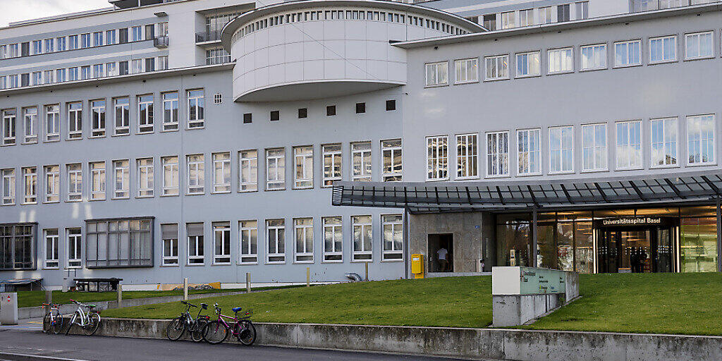 Eine Studie der Universität und des Universitätsspital Basel bestätigt die Wirkungslosigkeit von Lopinavir und Hydroxychloroquin bei Covid-19-Behandlungen.