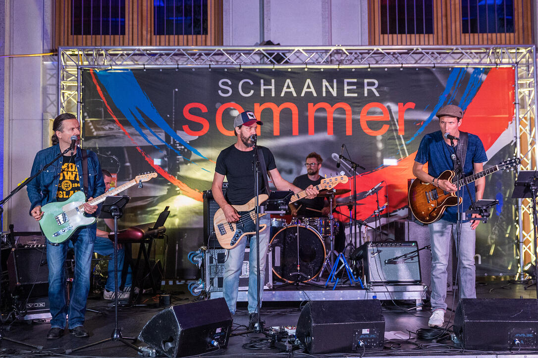 Schaaner Sommer mit  Cross Connection