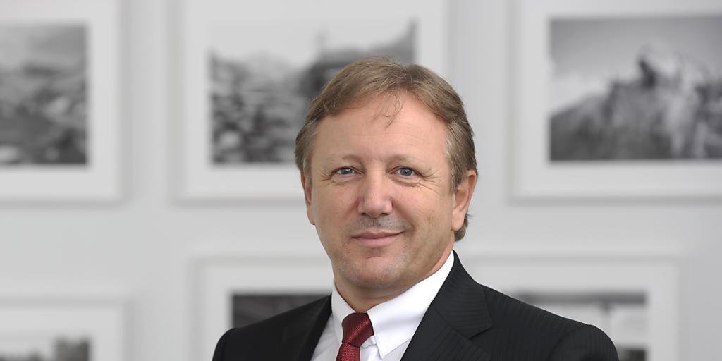 Hans-Ulrich Meister, bis vor wenigen Monaten noch Topmanager bei der Credit Suisse, wechselt die Branche.