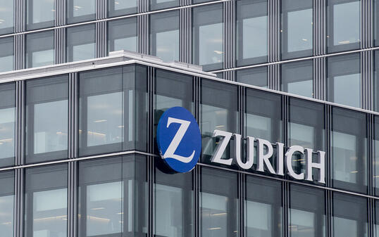 Die Zurich Insurance Group hat im laufenden Jahr nach neun Monaten in der Schadenversicherung mehr an Prämien eingenommen. (Archiv)