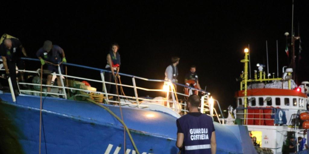 Italienische Behörden haben das Schiff einer deutschen NGO beschlagnahmt. Ihr wird Beihilfe zur illegalen Migration vorgeworfen.