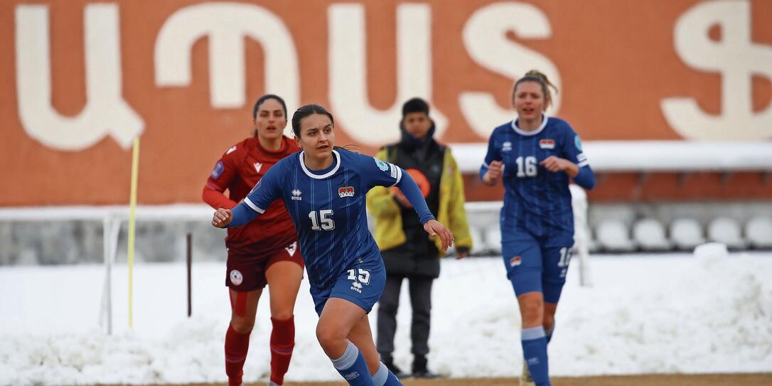 Das Nationalteam reiste in etwas mehr als einer Woche circa 8 000 Kilometer für zwei Spiele nach Armenien, Liechtenstein und Luxemburg und wieder zurück.