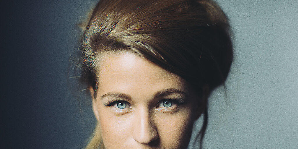 Die belgische Singer-Songwriterin Selah Sue gehört zu den grossen Namen auf dem Programm des Zermatt Unplugged 2018. (zvg)