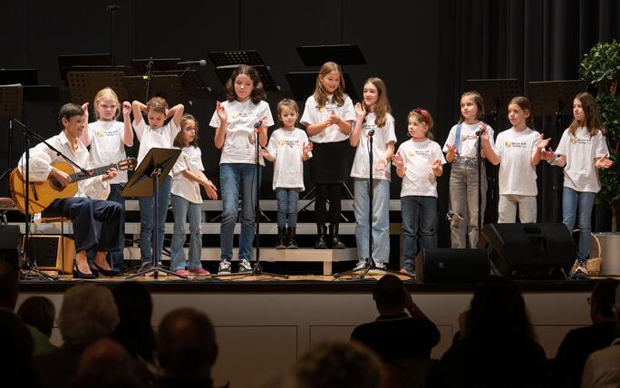 Jahreskonzert-We-are-Family-Chor