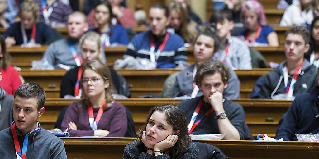 Das Bundeshaus in den Händen der Jugend: Auch dieses Jahr treffen sich 200 Jugendliche, um über aktuelle politische Themen zu diskutieren. (Archivbild)