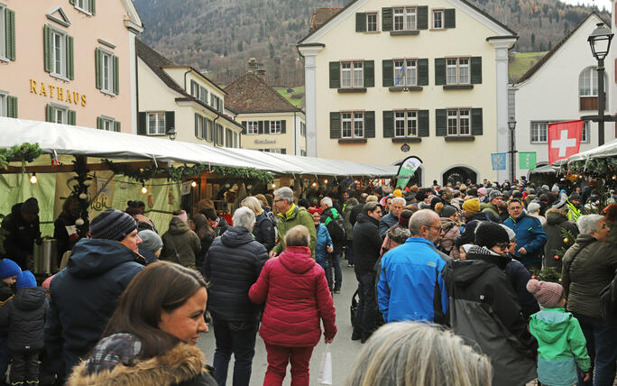 Weihnachtsmarkt in Mels