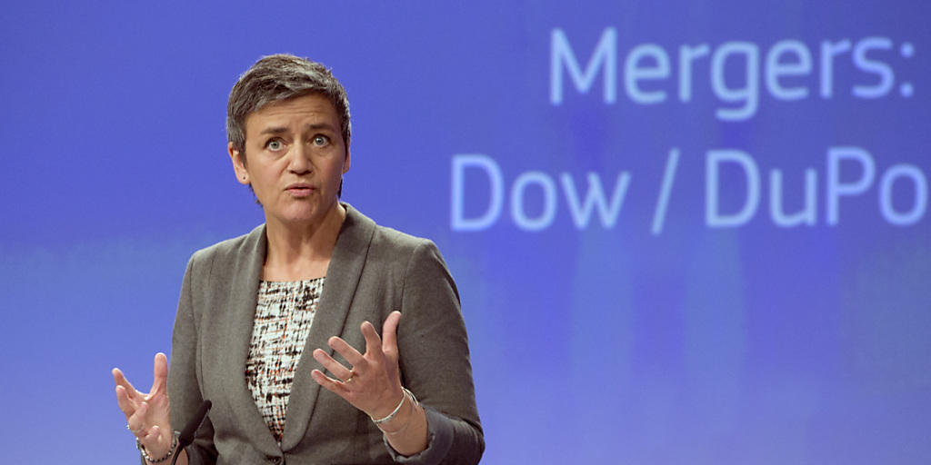 "Der Wettbewerb muss in dieser Branche funktionieren", sagt EU-Wettbewerbskommissarin Margrethe Vestager. Die EU-Kommission gibt unter Auflagen grünes Licht für die Fusion von Dow und DuPont.