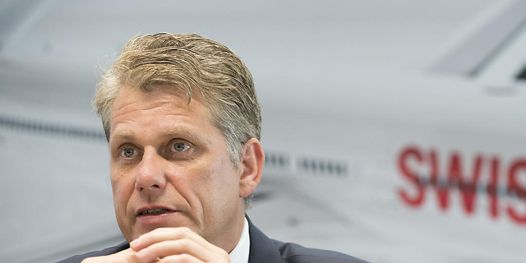 Harry Hohmeister ist Ende Jahr als Chef der Airline Swiss abgetreten. Über den Betrieb und die Politik rund um den Flughafen Zürich-Kloten ist er alles andere als zufrieden. (Archivbild) Harry Hohmeister ist Ende Jahr als Chef der Airline Swiss abgetreten. Über den Betrieb und die Politik rund um den Flughafen Zürich-Kloten ist er alles andere als zufrieden. (Archivbild)