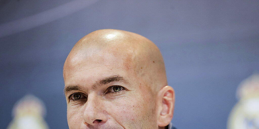 Zinédine Zidane ist als Trainer zurück bei Real Madrid und unterschrieb einen Vertrag bis Juni 2022