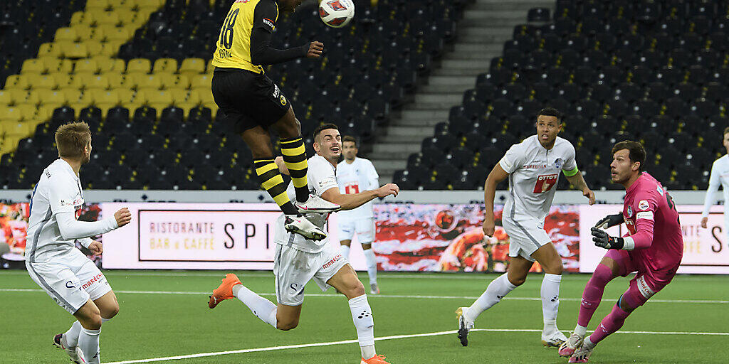 Jean-Pierre Nsame köpft alleine vor Marius Müller zum 2:1 ein