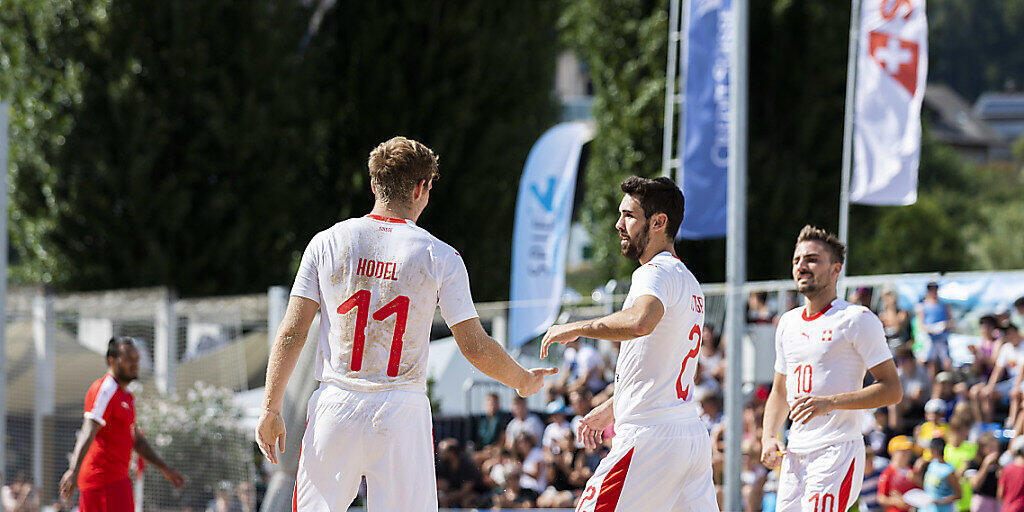 Die Schweizer Beachsoccer-Nationalmannschaft nimmt im November zum fünften Mal an einer WM teil Die Schweizer Beachsoccer-Nationalmannschaft nimmt im November zum fünften Mal an einer WM teil